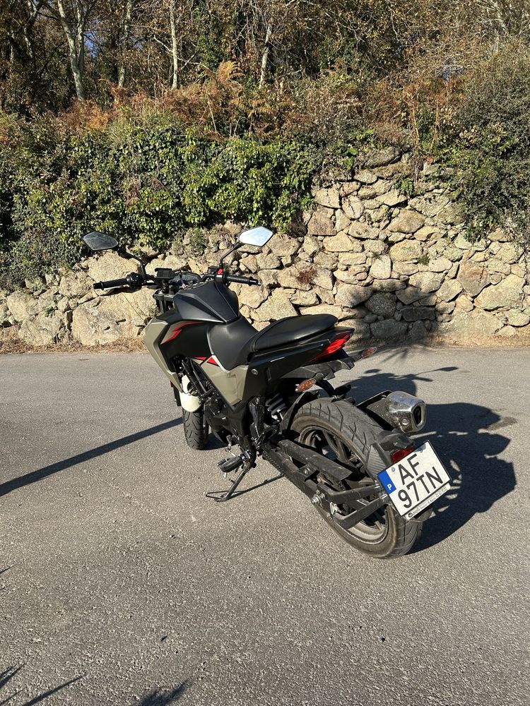 Vendo ou troco sym 125 de 2021
