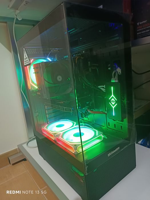 Desktop Gigabyte i7 6700 4.0 GHz Turbo