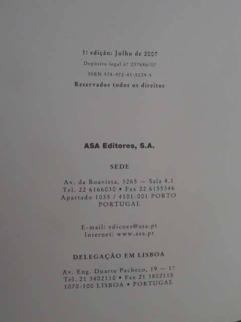 Irmãs de Sangue de Barbara Keating e Stephanie Keating - 1ª Edição