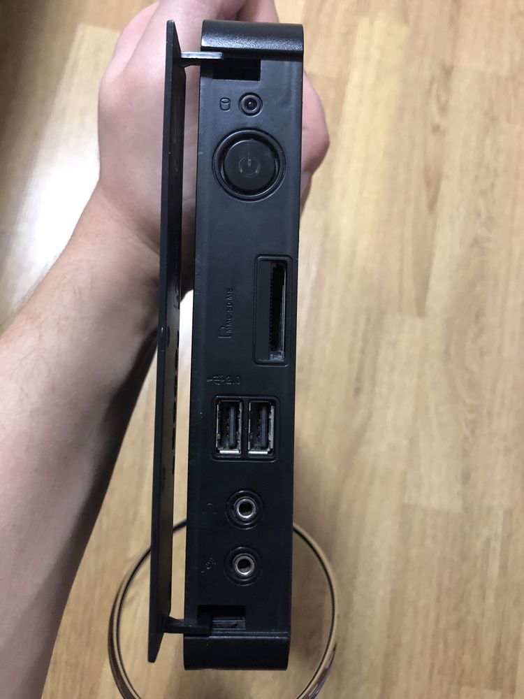 Міні ПК (неттоп) Asus EeeBOX B202