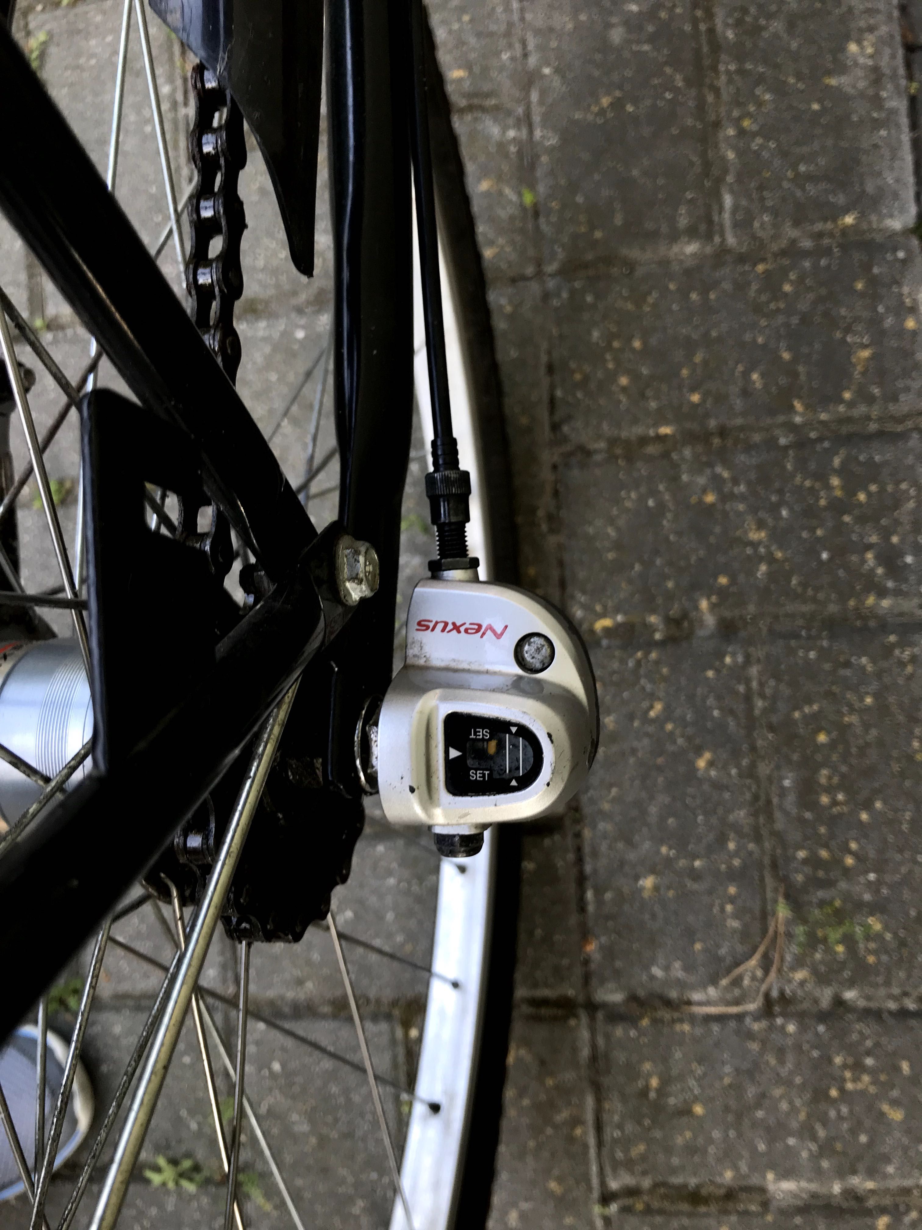 rower miejski damka czarny koła 28 cali Shimano Nexus