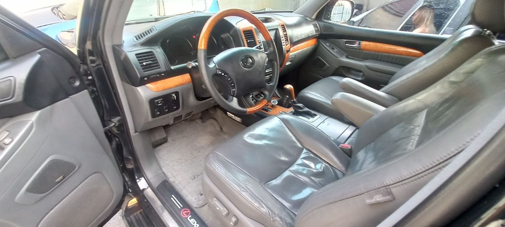 Лексус gx470 2005