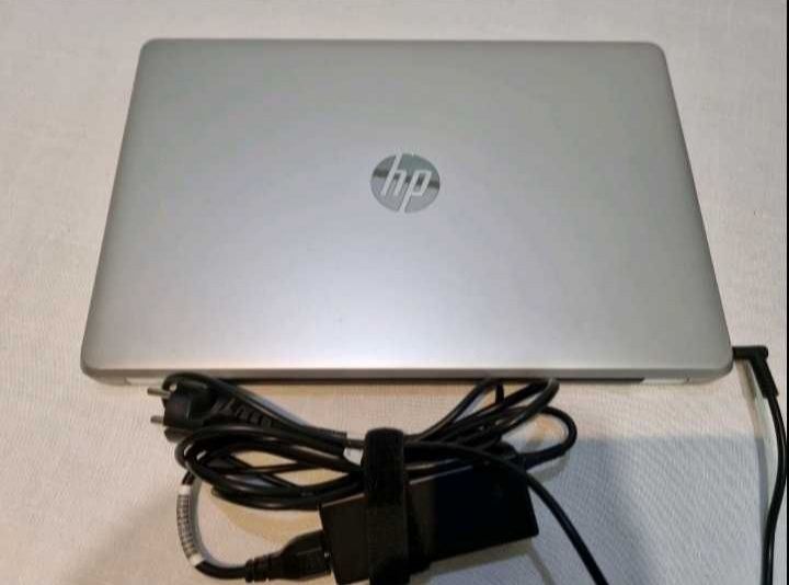 Ноутбук HP  AMD A6-9220 12gb/2000gb hhd
-- Процесор AMD A6-9220