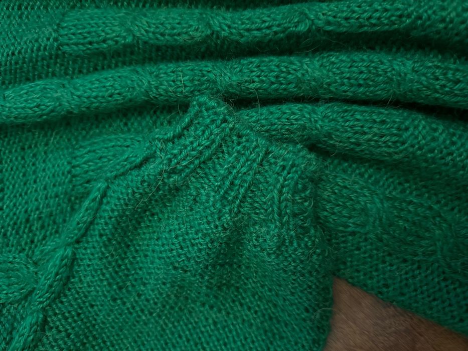 Зелене вʼязане плаття. Ручна робота