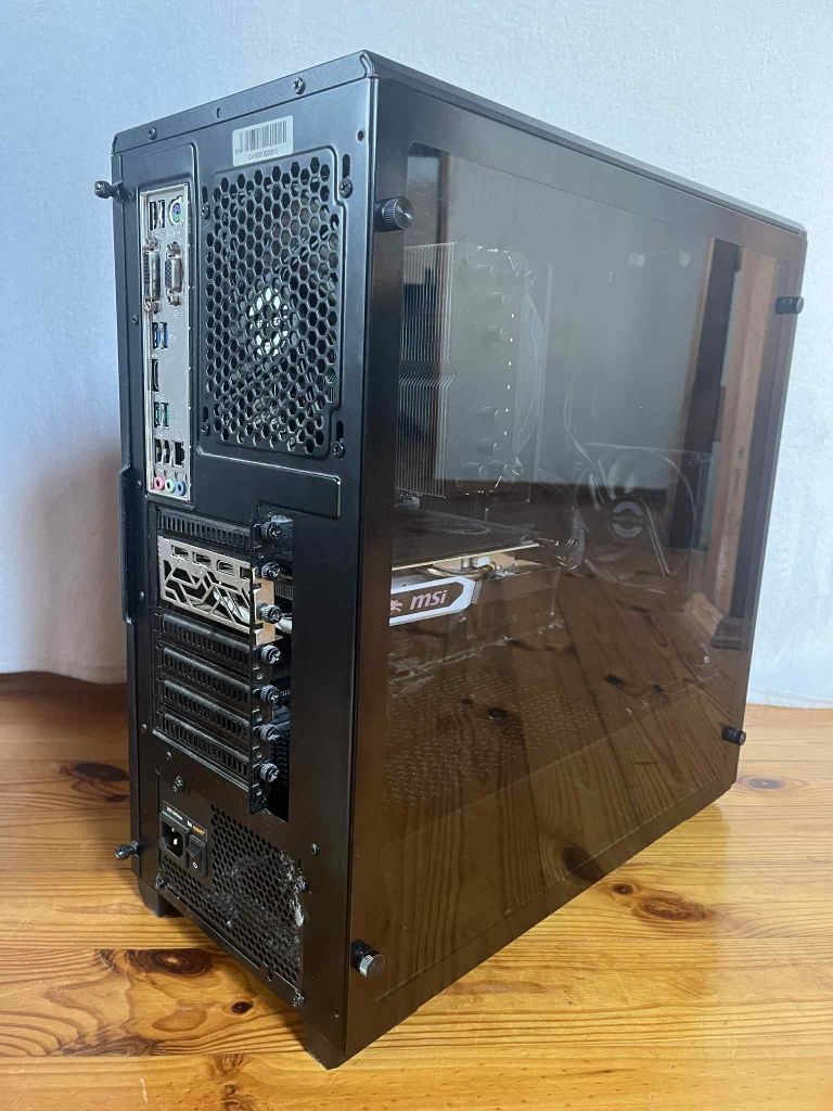 PC domowy w dobrym stanie