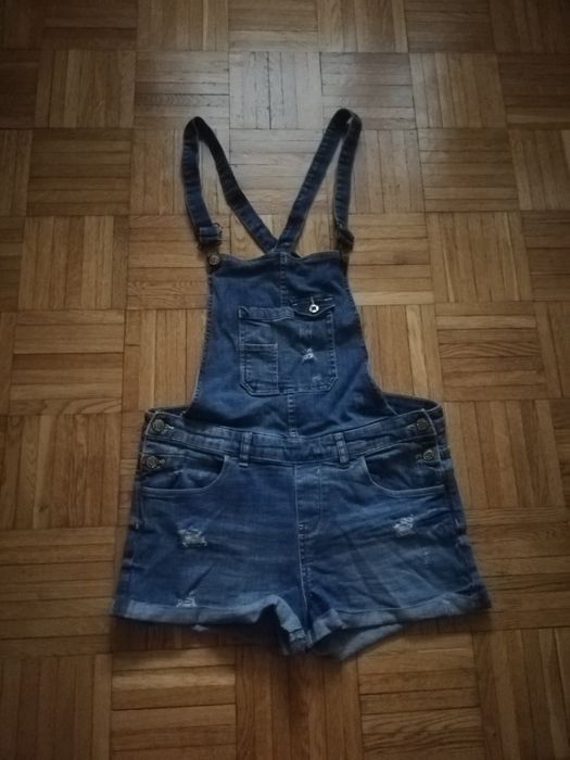 Krutkie spodenki ogrodniczkie w r L