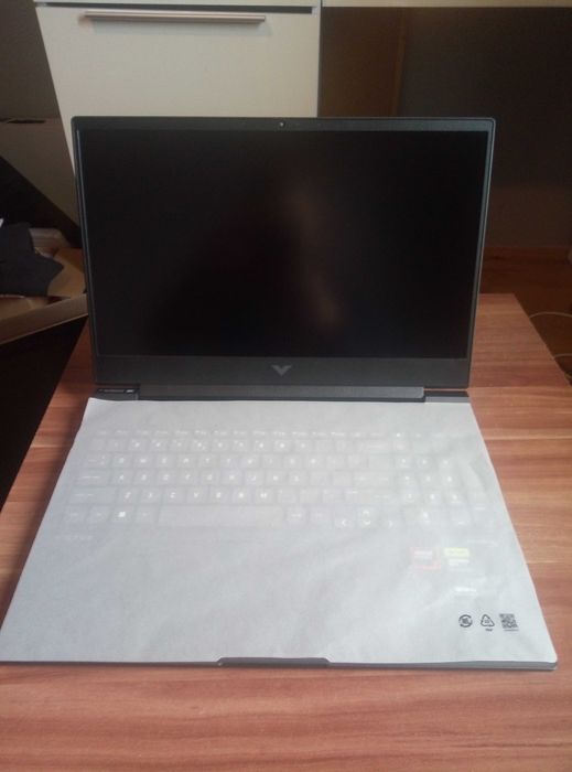 HP VICTUS Ryzen 7 8845HS RTX4070 16/512