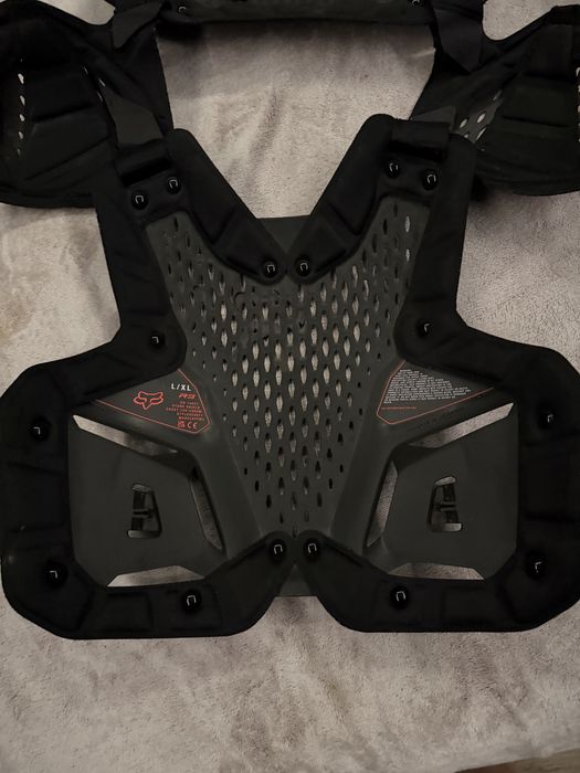 Продаю защиту от FOX