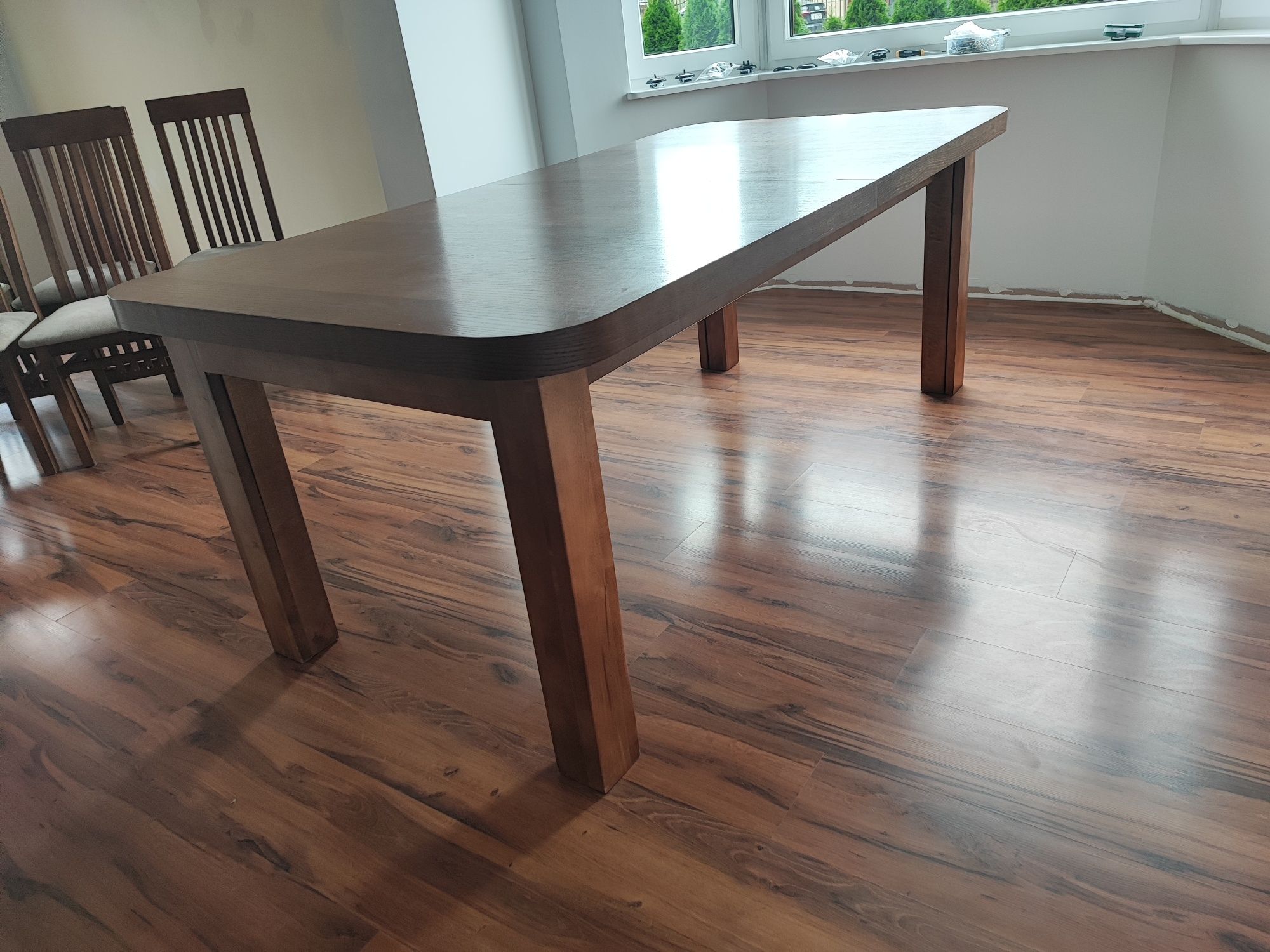 Stół rozkładany z 200cm aż do 450cm!!! x 100cm i 8 krzeseł