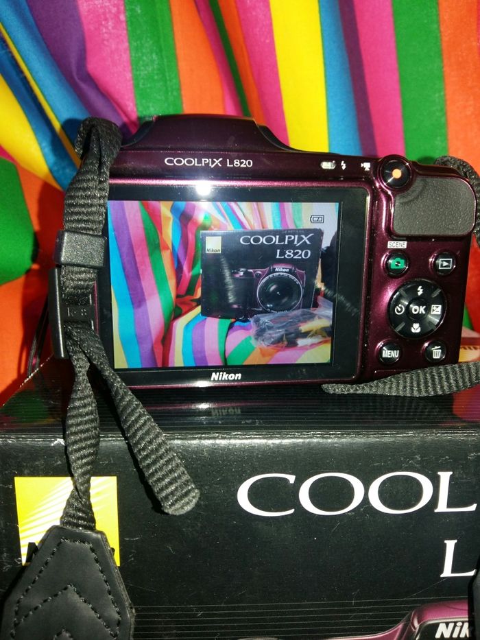 Продам (Обмен) Фотокамеру Nikon COOLPIX L 820 с чехлом+ подарок