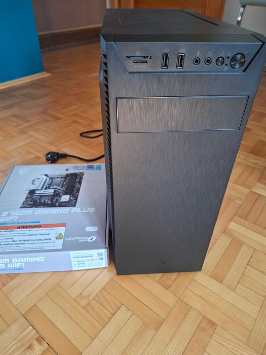 Komputer i5-14400 (4,7GHz) SSD1TB (M.2) 32GB DDR5 WIFI Stacjonarny