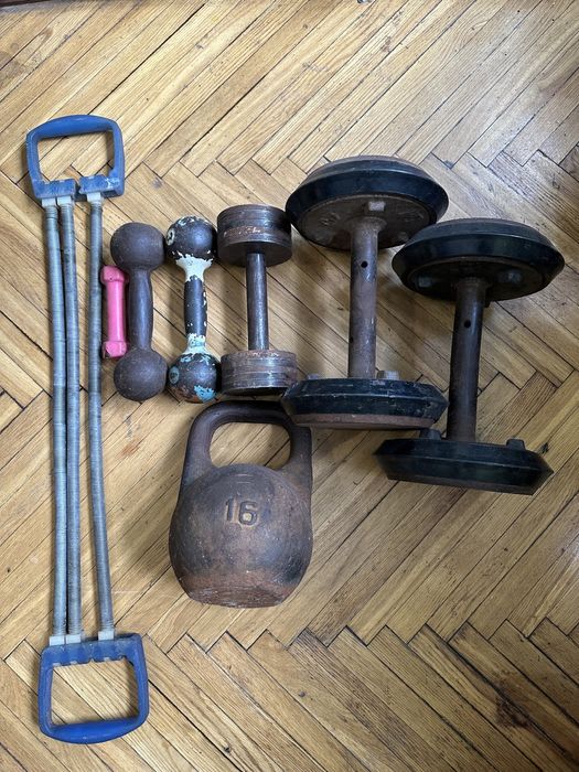 Гантели,  блины , экспандер