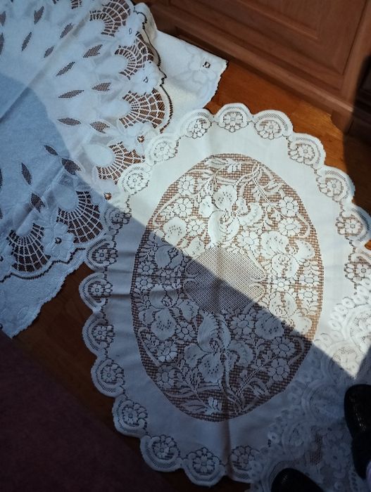 Serwetki koronkowe,różne wzory i kształty.