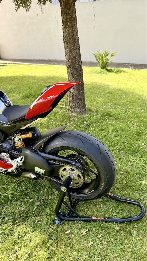 Ducati panigale v4r