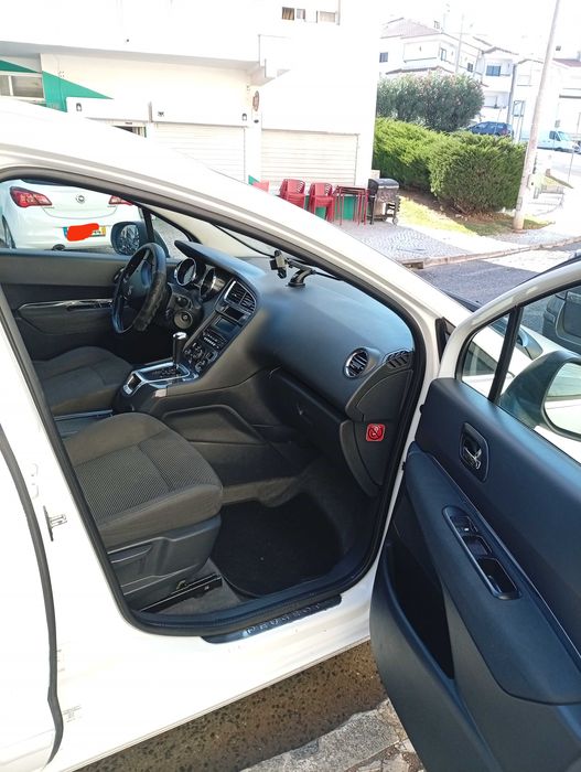 Vendo . Peugeot 5008