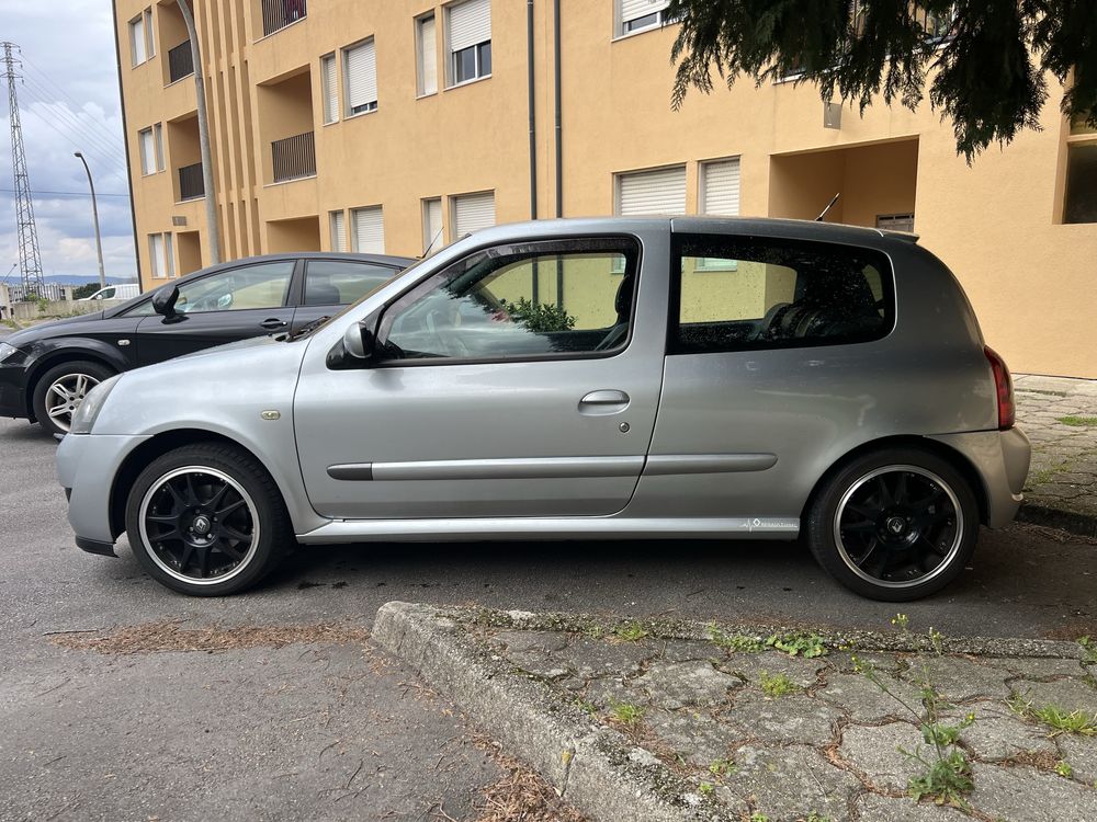 Renault Clio II KITS SPORT