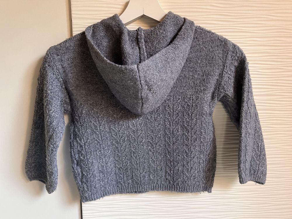 Sweter bluza z kapturem Zara 104