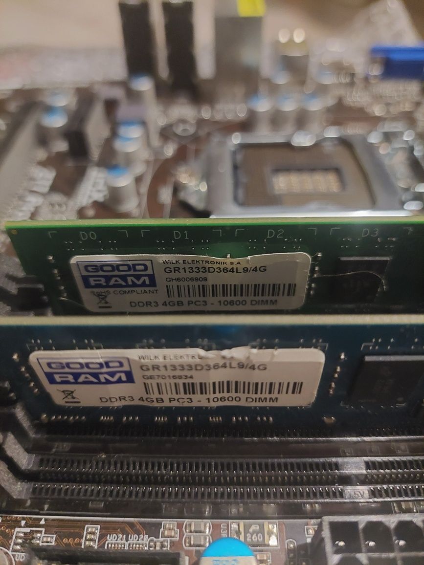 Intel I5 2500k,socket 1155, asrock z77 pro3, 8 (2x4) GB ram