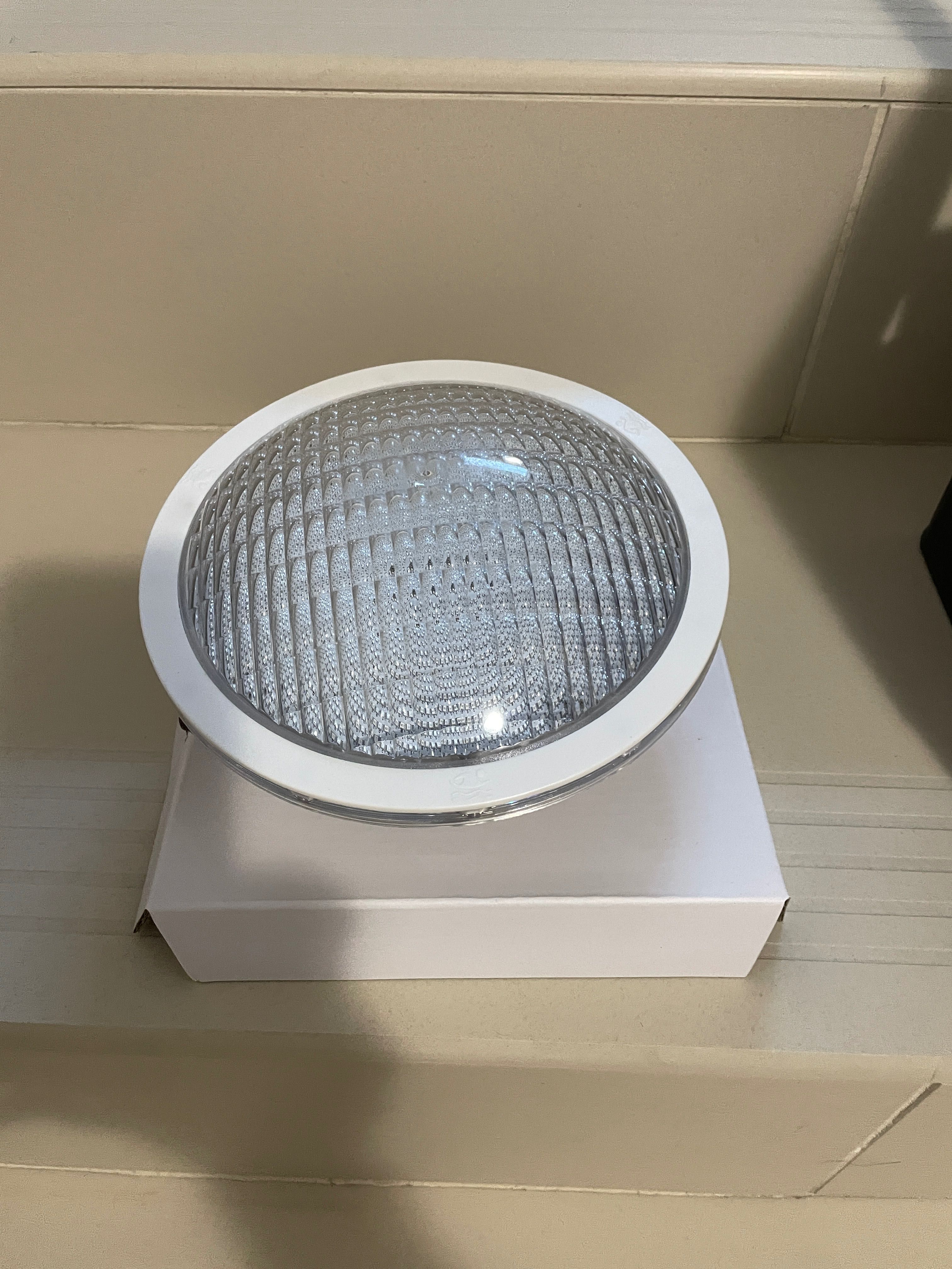 Żarówka led do basenu