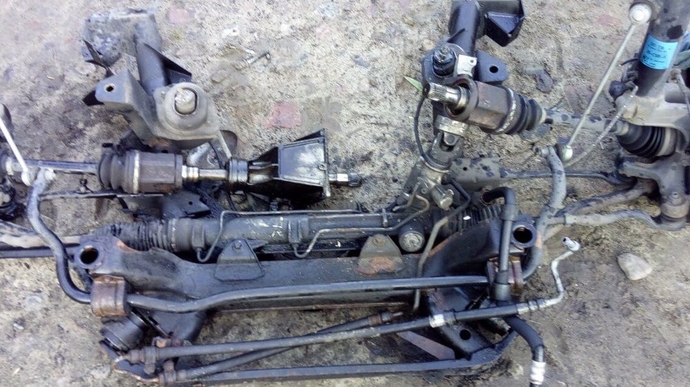 Ходовая(балка,ступицы,рейка) для BMW X3 E83