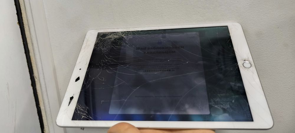 Планшет Apple A2270 iPad 10.2" Wi-Fi 128GB Silver (MYLE2RK/A.
На запча