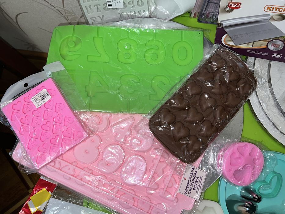 Аксессуары для кондитера, молды, подложки, формы для конфет, торта