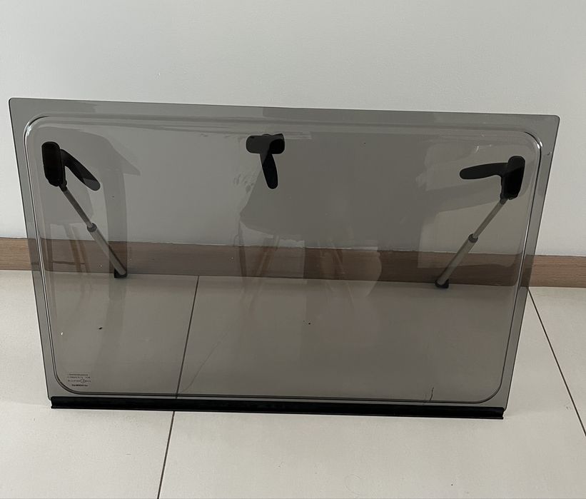 Camper szyba uchylna