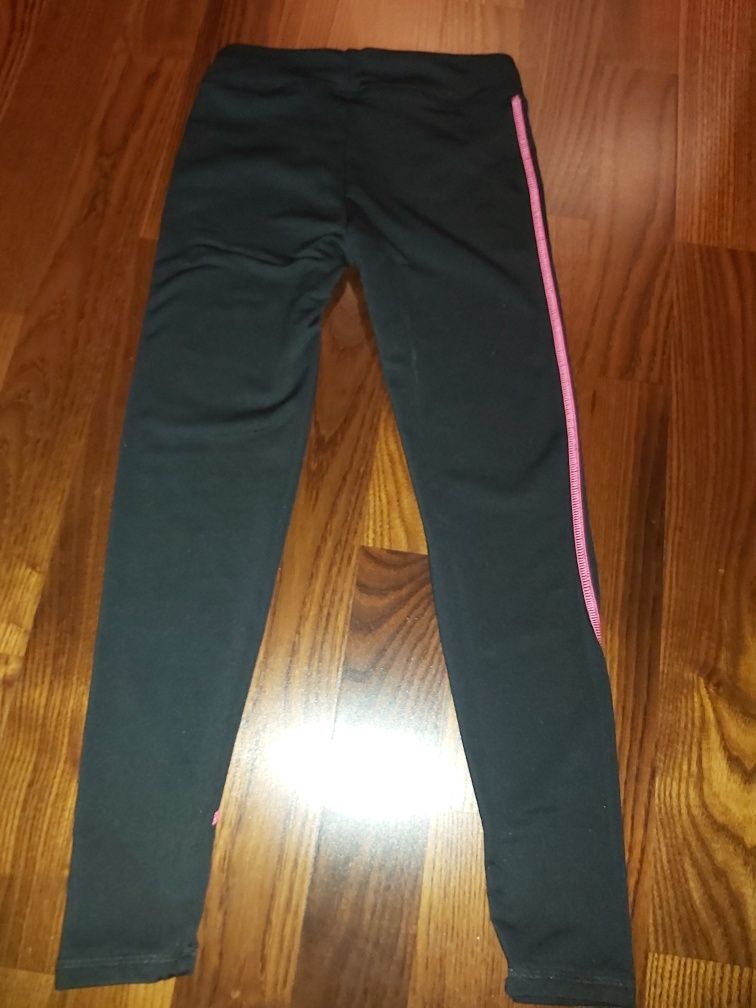 Ocieplane getry UNDER ARMOUR wiek 6 lat