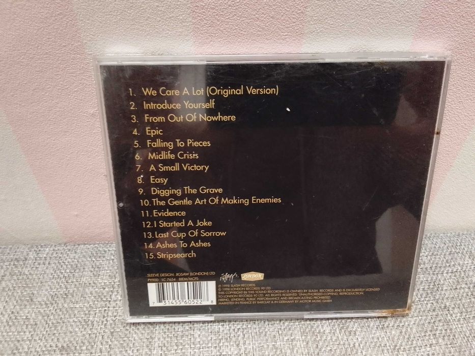 Faith No More – Who Cares a Lot? The Greatest Hits