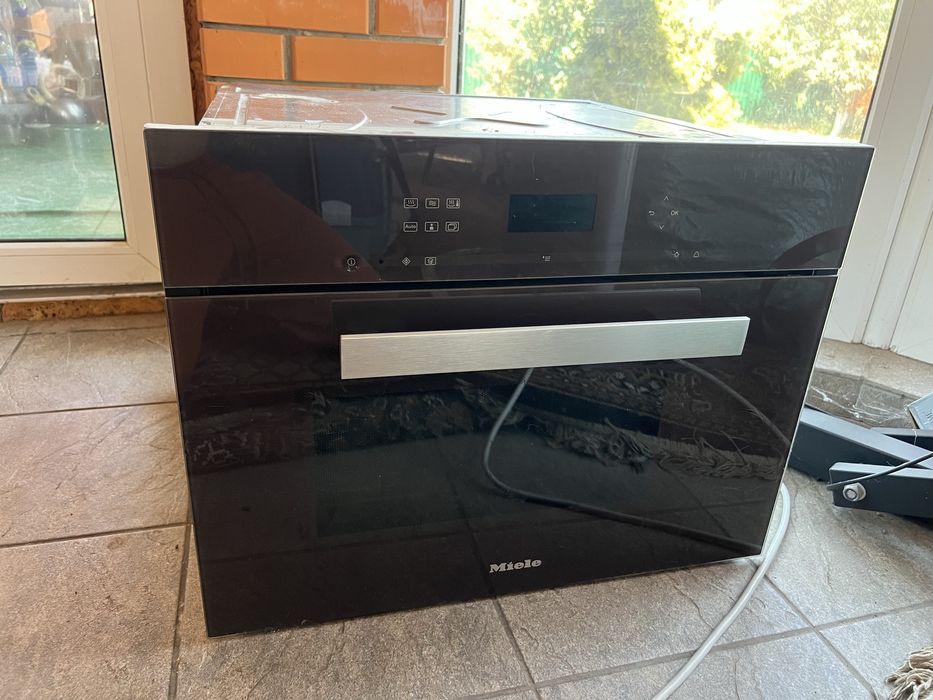 Продам пароварку miele