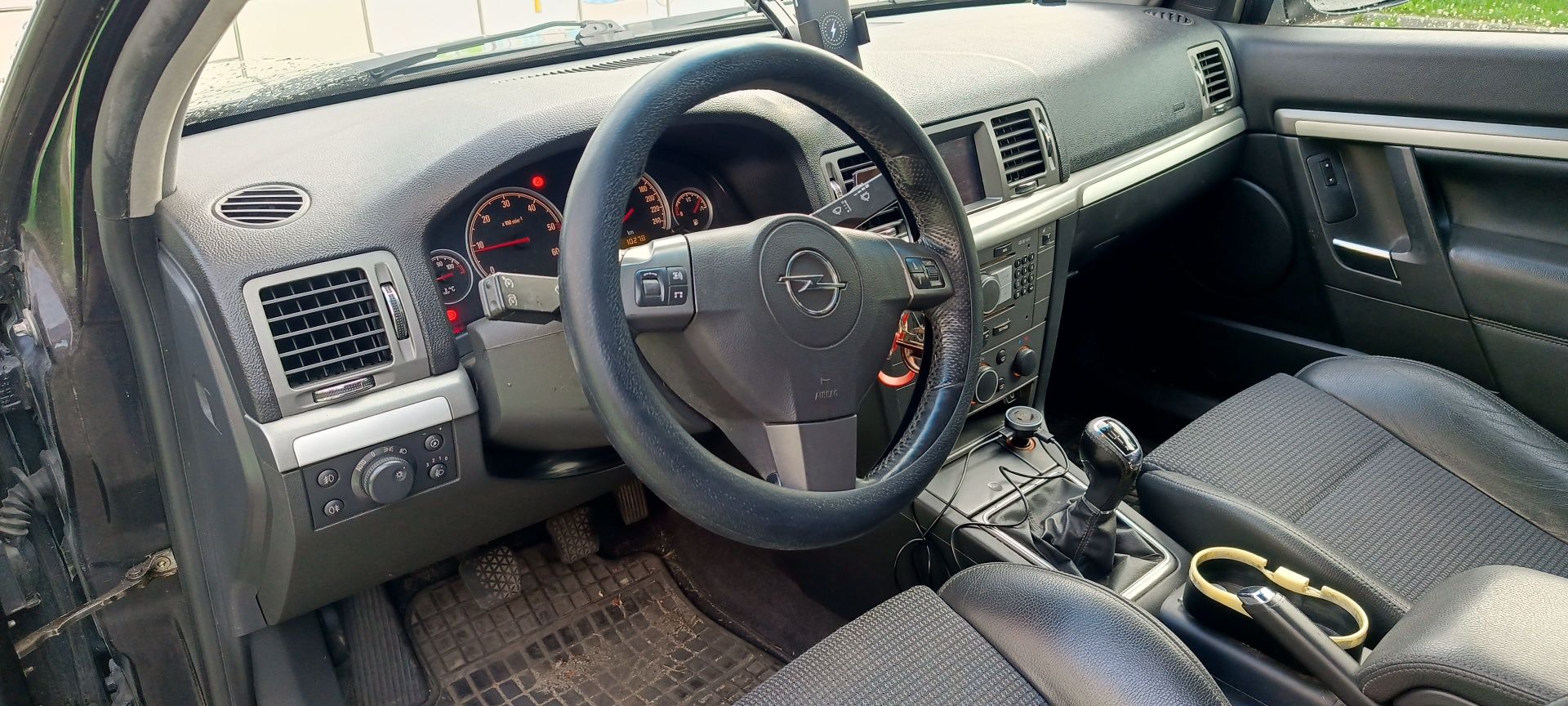 Opel Vectra C 1.9 CDTI kombi