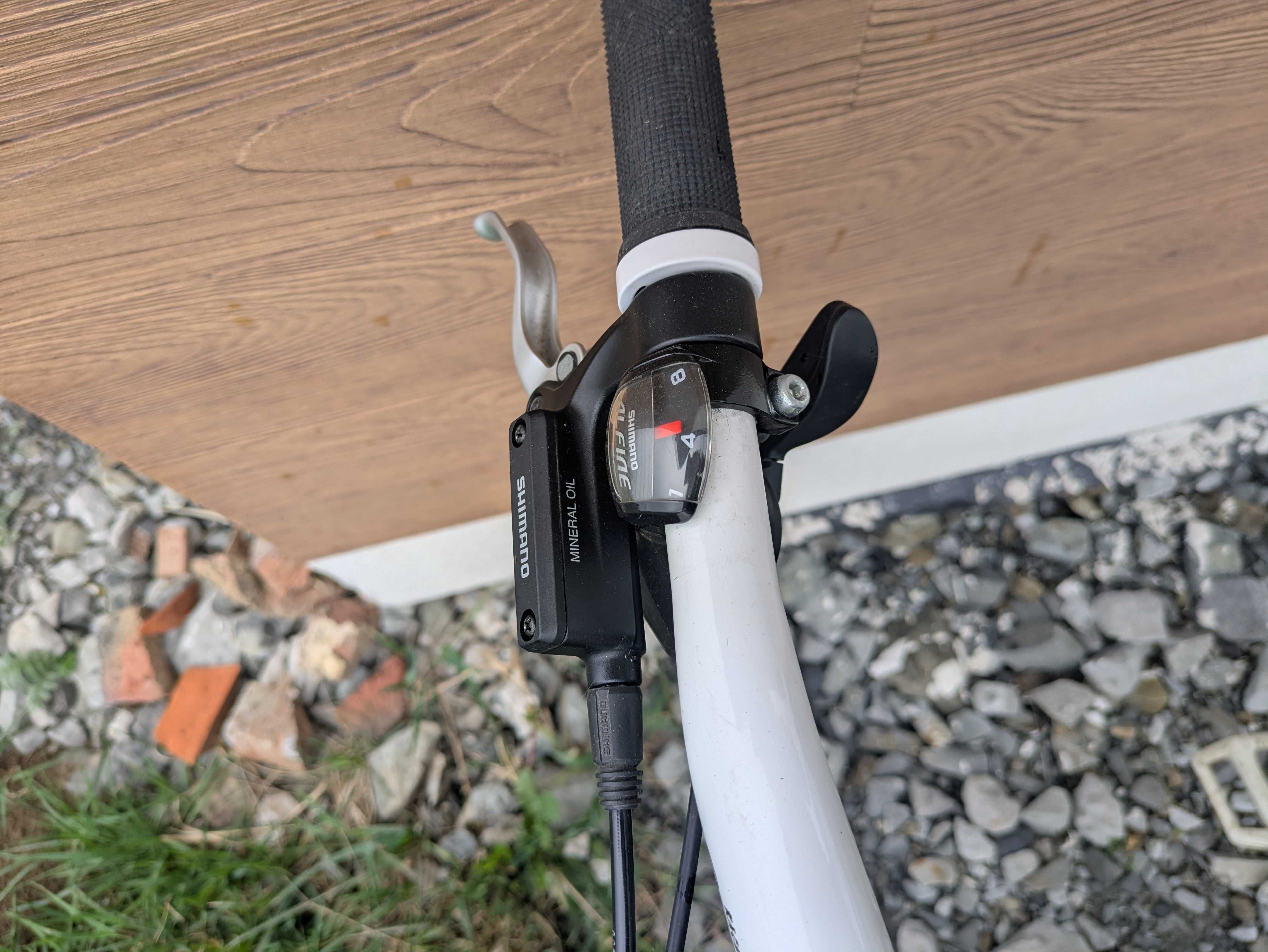 Checker Pig widelec karbon/Alexrims podwójne/Alfine 8/Shimano hydrauli