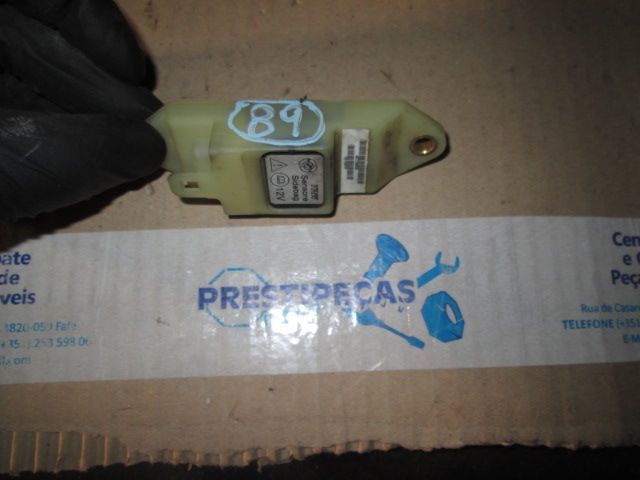 Sensor Airbag 46739605 V01WFR FIAT PUNTO 2001