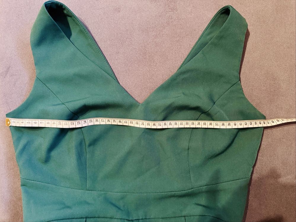 Elegancka zielona sukienka maxi