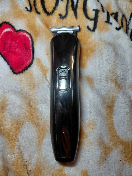 Машинка Бритва для стрижки акумуляторна ETCEO et-6829