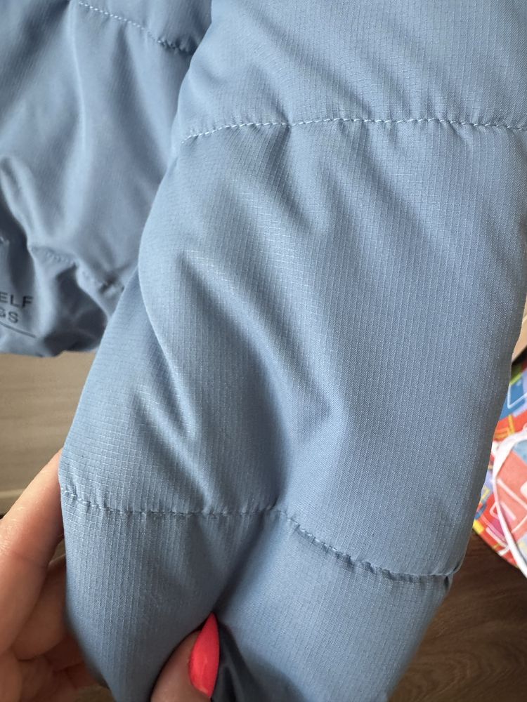 Нова куртка Reserved 122