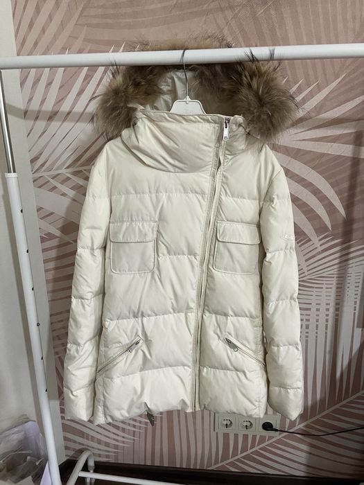 Дуже зручний пуховик s-xs