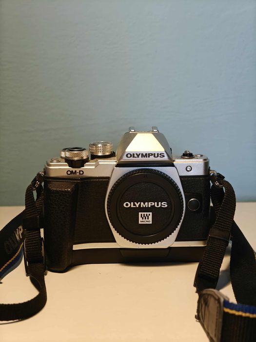 Aparat Olympus OM-D E-M10 Mark II