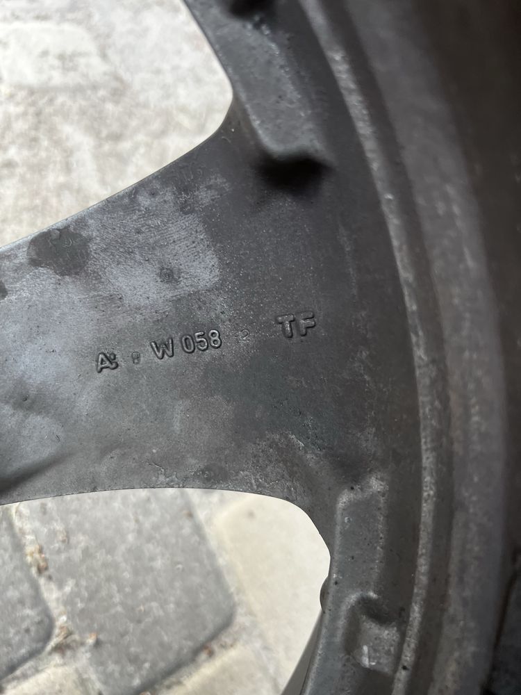 Продам диски R18