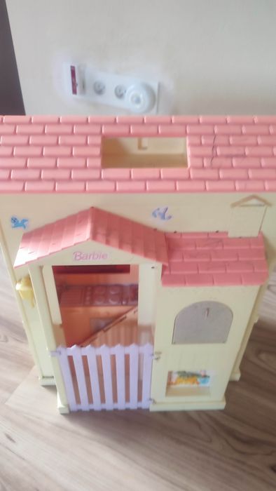Domek dla lalek barbie