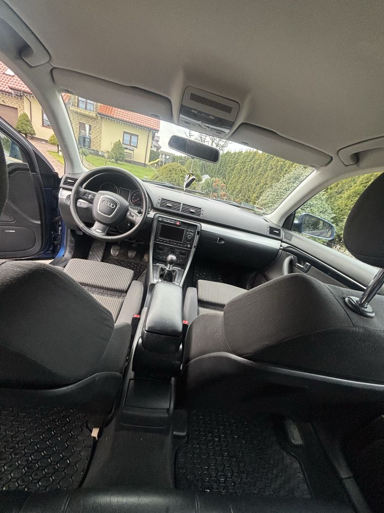 Sprzedam Audi a4b7 2.0tdi  140km