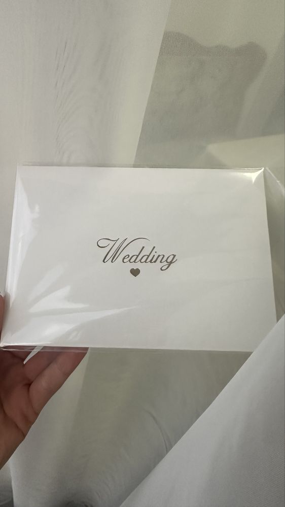 Конверти з тисненням «Wedding» білі