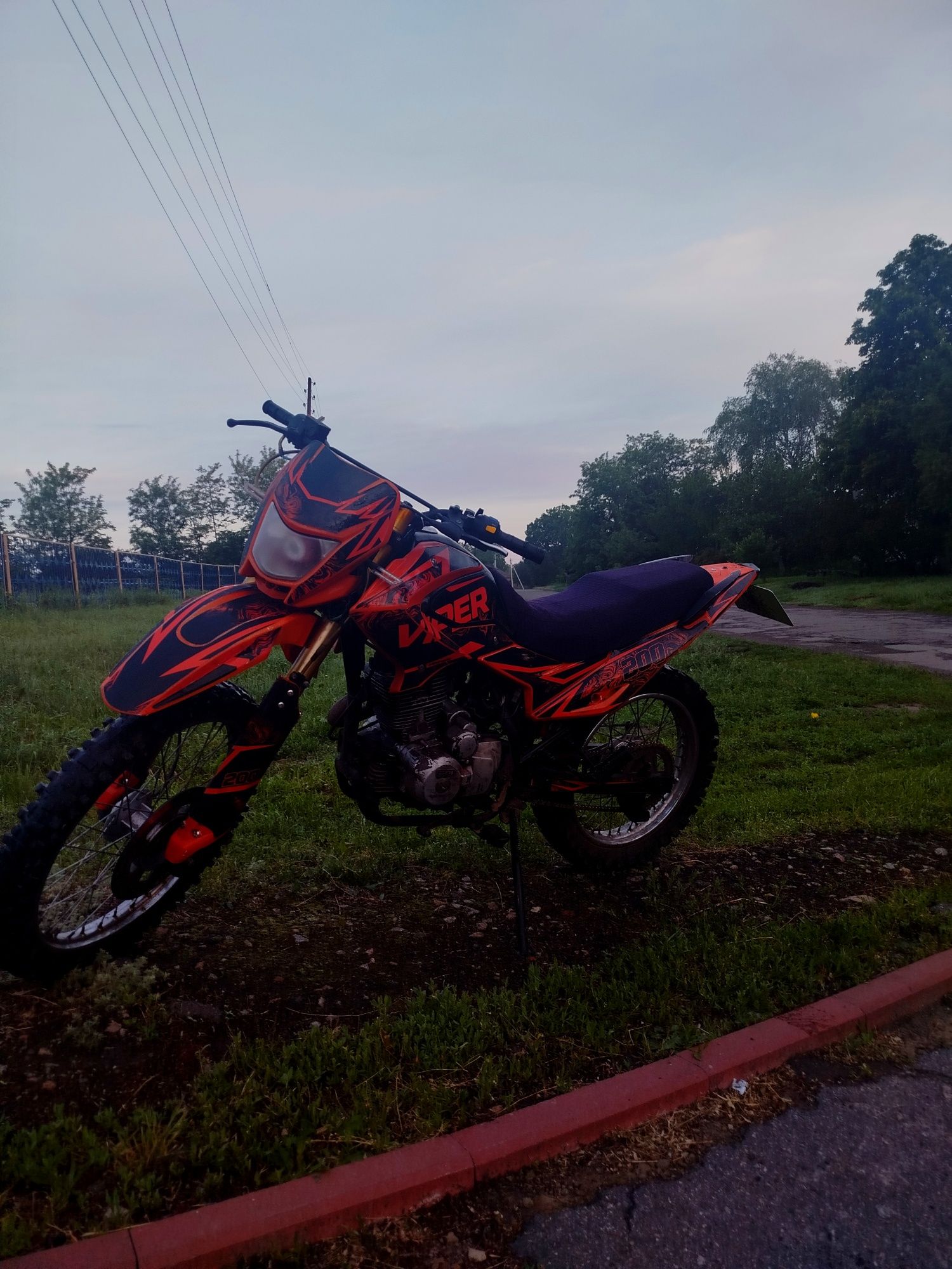 Продам Viper mx200r