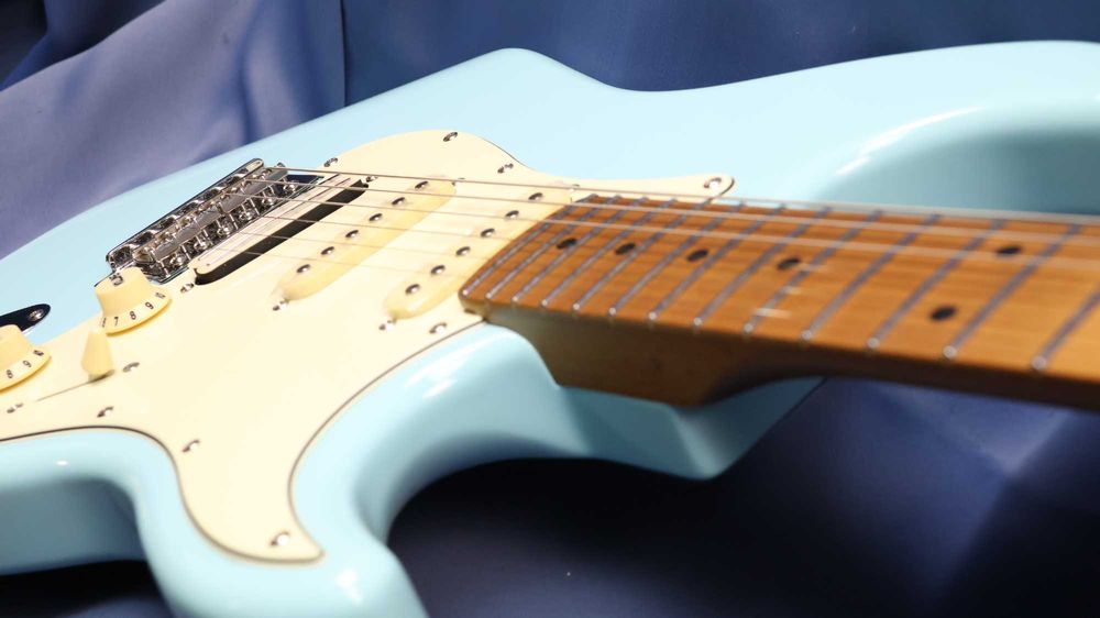 Gitara elektryczna Jet JS 300 Stratocaster HSS podrasowana