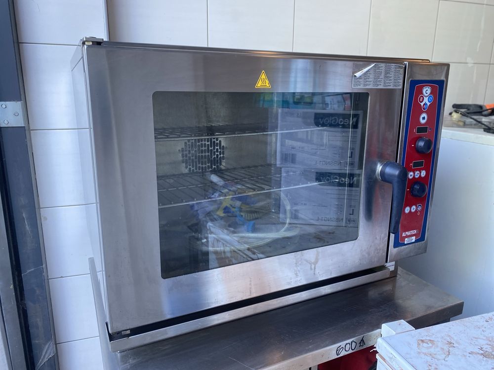Piec konwekcyjno-parowy REV 051S Alphatech