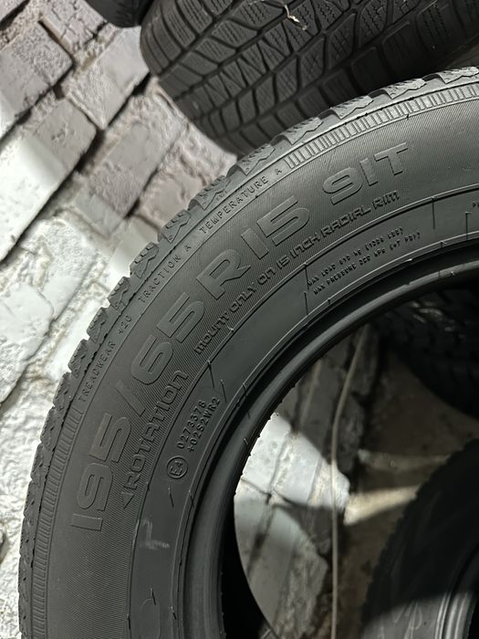 195/65 R15 Nokian WR D4 /2шт./зима/2023рік/
