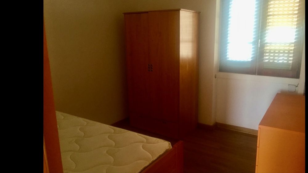 Alugo Quarto Estudantes Polo I