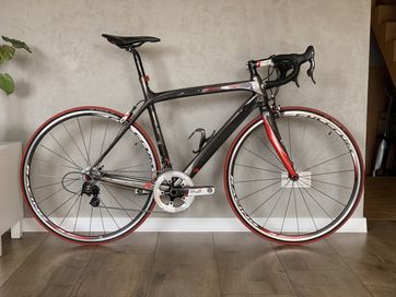 Szosa kolarzówka WILIER Gran Turismo 2x11 Campa Chorus, 7,73 kg carbon