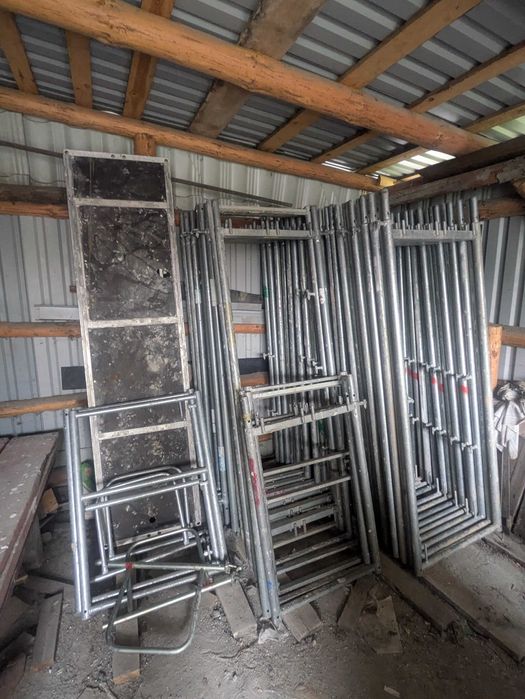 Rusztowanie Elewacyjne Plettac Dowolny zestaw/na sztuki 189-372m2