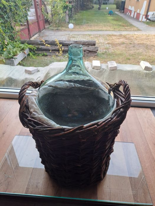 NOWY gąsior na wino wiklinowy kosz 12l